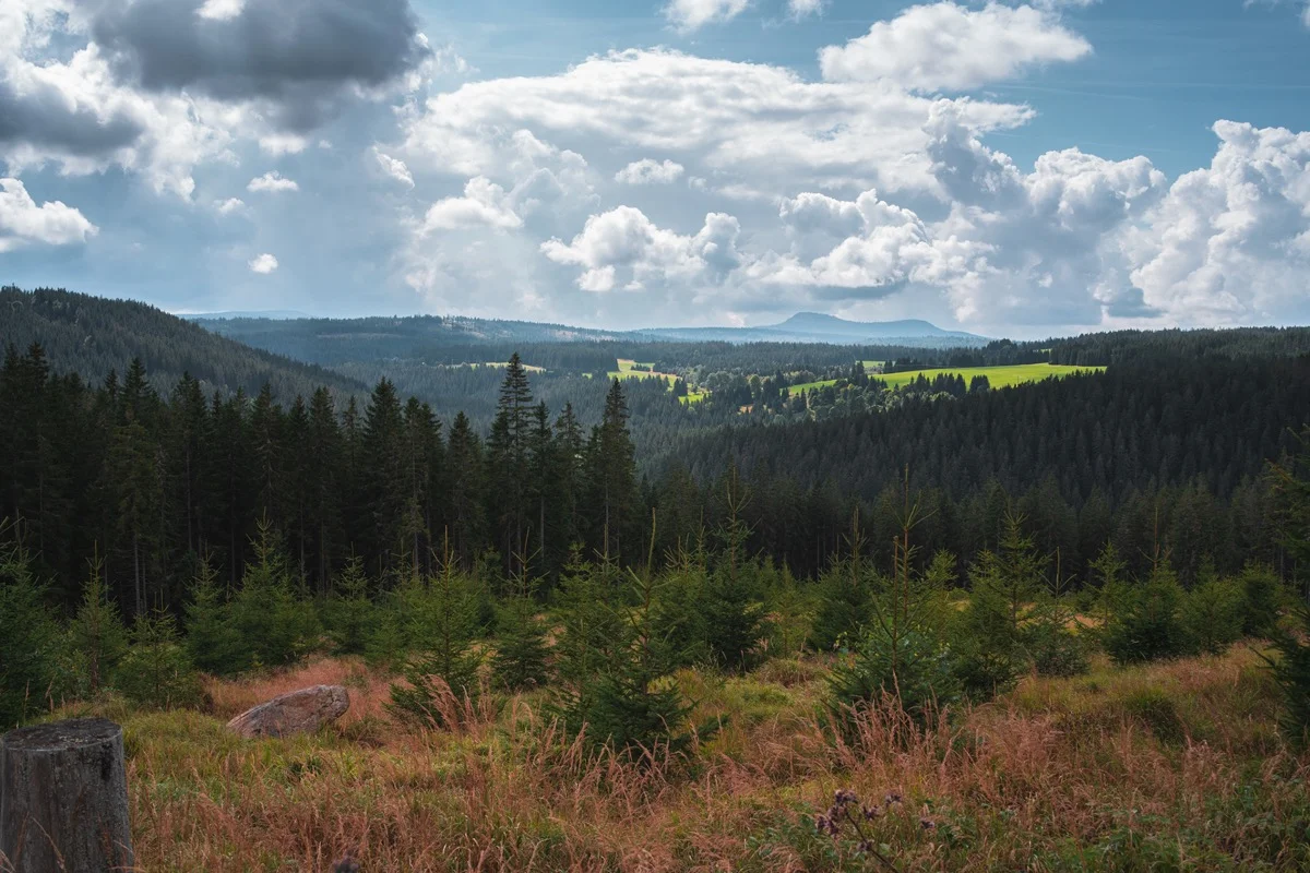 Výhledy do údolí cestou od Filipovy Hutě