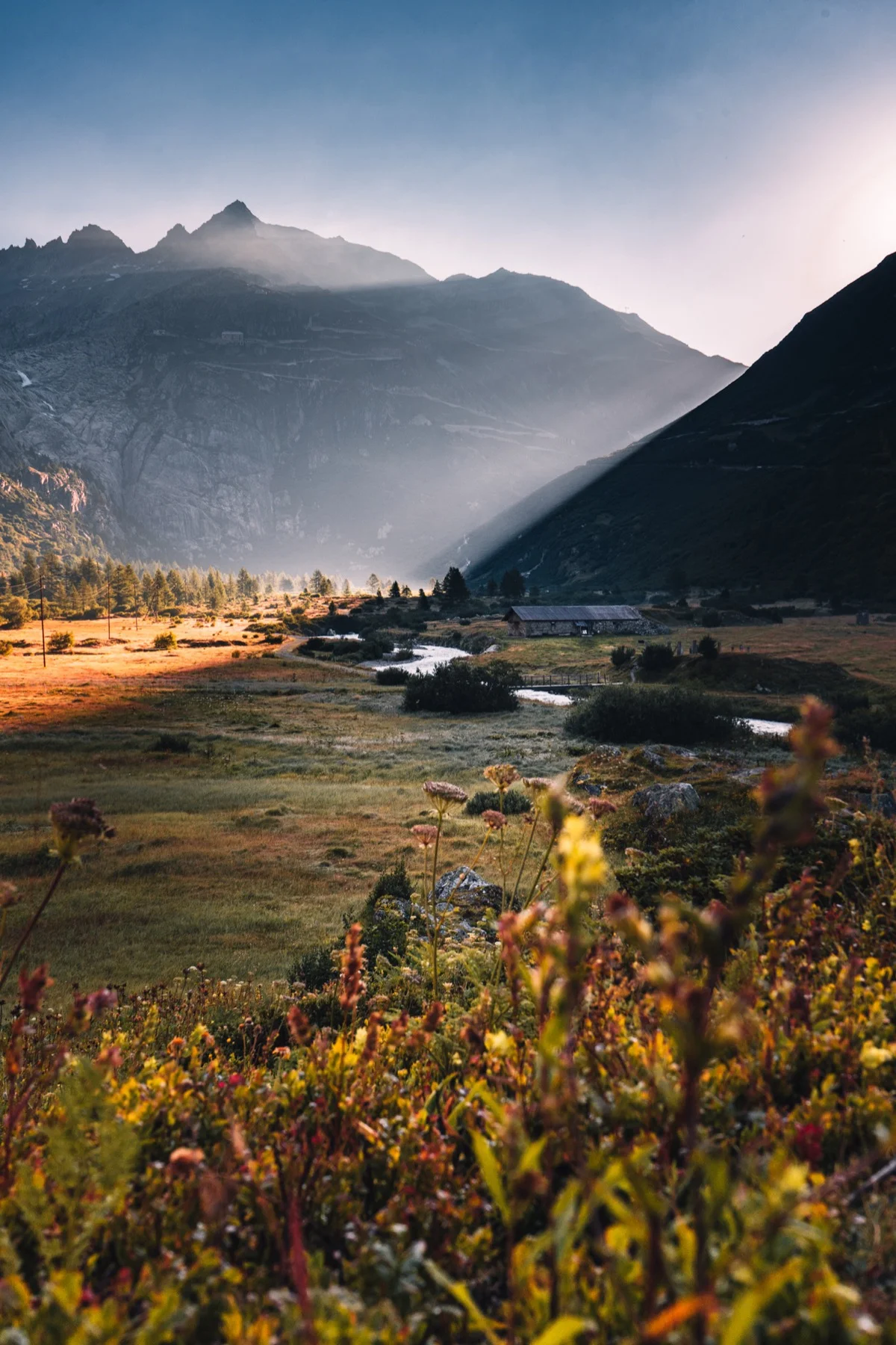 Furkapass - silnice v horách